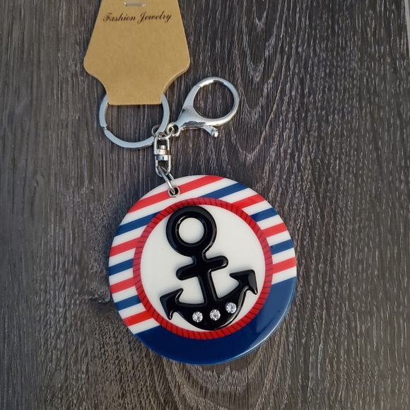 Anchor Keychain with Mirror - Picture 2 of 7